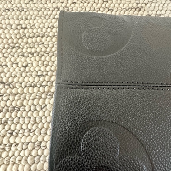 Louis Vuitton On The Go black monogram Empreinte
No Wear
Like new - Picture 7 of 14